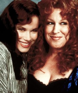 beaches-cast